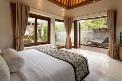 21-Villa-Two-Bed-Room-Right